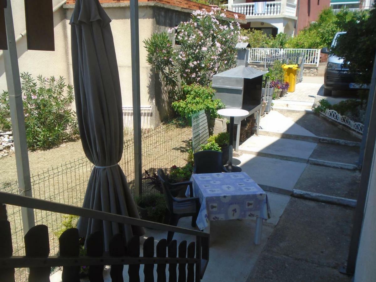 Apartments Vidic オレビック エクステリア 写真