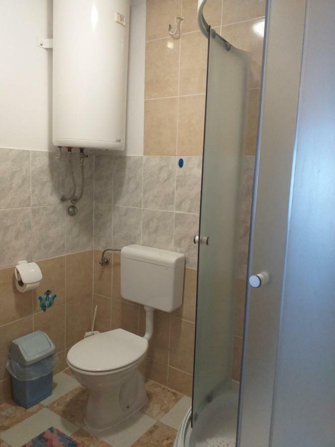 Apartments Vidic オレビック エクステリア 写真